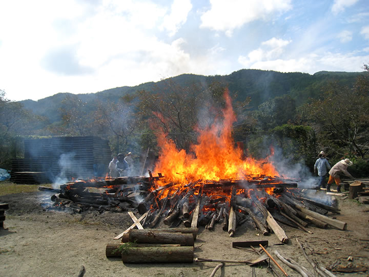 秋の縄文野焼き祭り（平成２６年度）